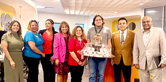 Behind every student’s breakthrough is someone who believes in them—meet the HCC tutors helping Houston students build confidence, overcome academic …