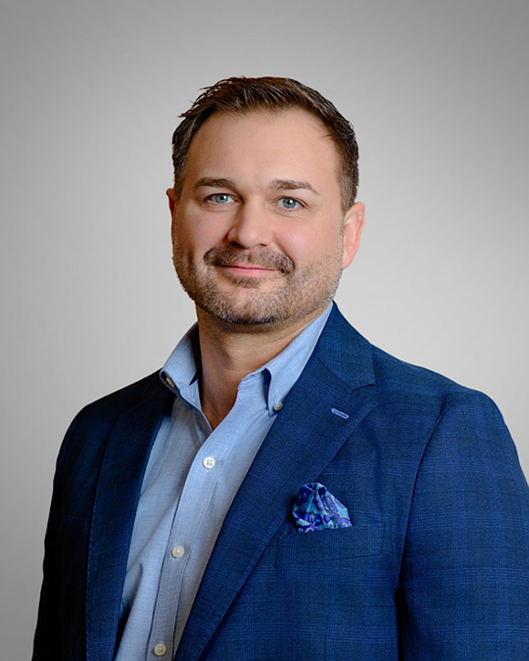 From a part-time teller to the executive suite, Houston-born TDECU leader Jason Schneider proves that hometown talent can rise to …