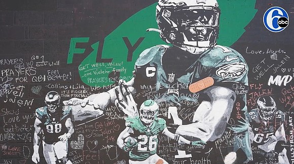 Philadelphia Eagles fans are turning a beloved mural into a powerful show of love and support for Jalen Hurts as … Philadelphia Eagles fans are turning a beloved mural into a powerful show of love and support for Jalen Hurts as …