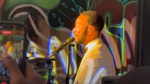 John Legend turned a Baltimore record store into an intimate musical experience, treating 600 lucky fans to live performances celebrating … John Legend turned a Baltimore record store into an intimate musical experience, treating 600 lucky fans to live performances celebrating …