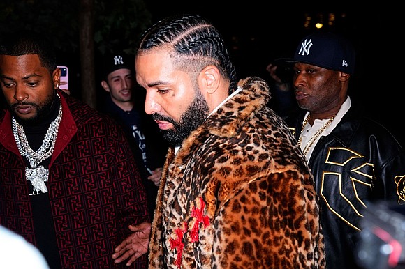 Drake turns 40 in wild, fashion-forward style with viral ponchos, leopard-print luxury, cowboy boots, and a million-dollar birthday bash—is this … Drake turns 40 in wild, fashion-forward style with viral ponchos, leopard-print luxury, cowboy boots, and a million-dollar birthday bash—is this …