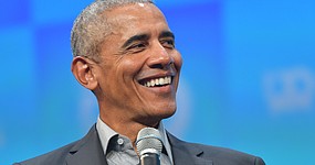 Want more of the latest 2020 election videos? Watch here: https://cnn.it/3iM1ESH
During his speech at the 2020 Democratic National Convention, former President Barack Obama urged Americans to keep pushing to ensure everyone get a chance to vote in the 2020 presidential election.

#DNC #Obama #CNN #News