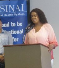 Alex Rodriguez (left), Gift of Hope Ambassador, brother of boxer "El Nino Azteca"  talks about organ donation along with Alexis, a 28 year old woman who received his brother's heart. (Photo by Thelma Sardin)