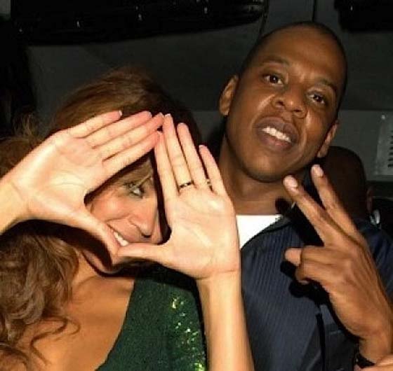 beyonce-jay-z-roc-sign_t750x550.jpg